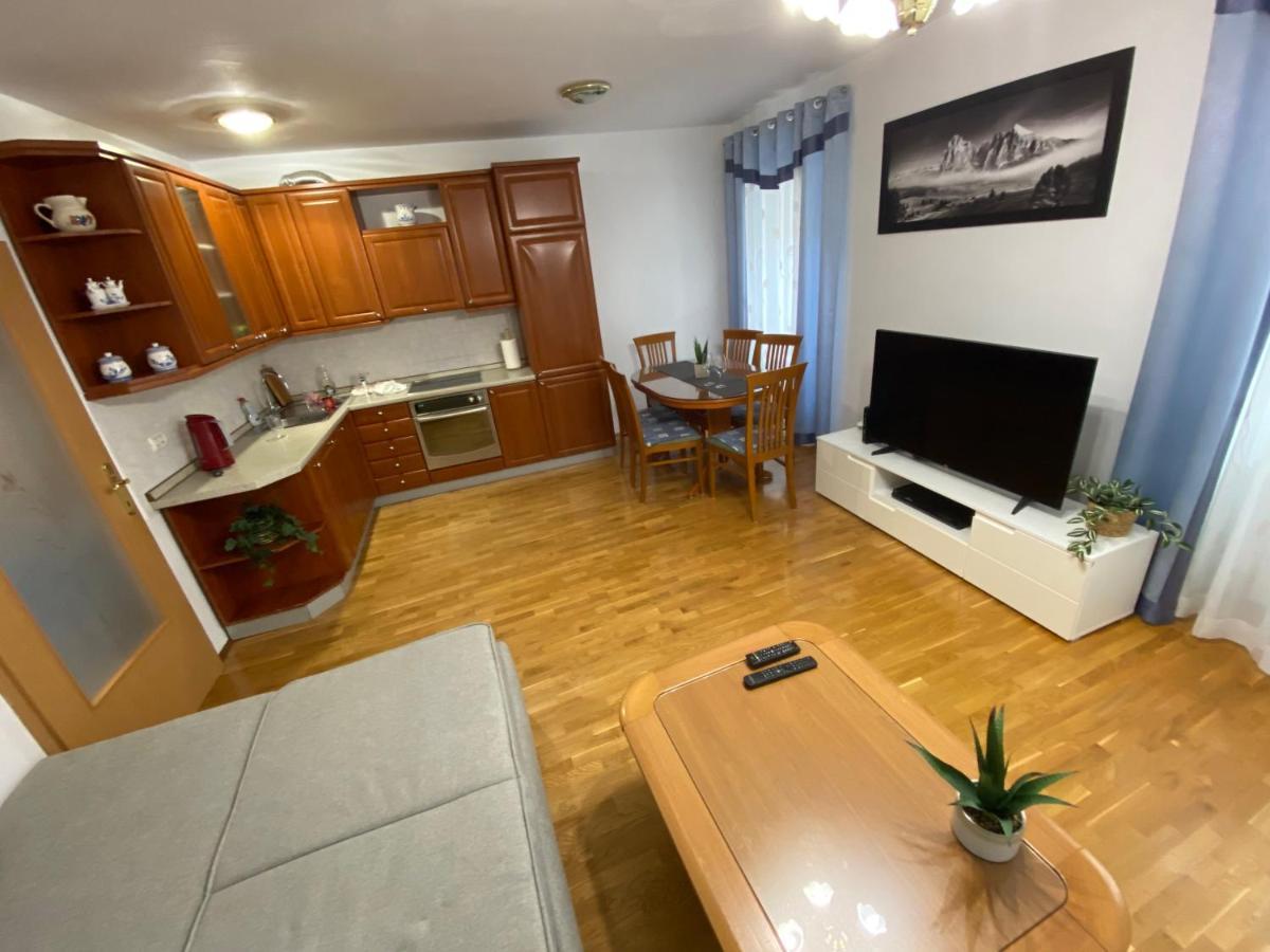 Shadi Apartment Koper Eksteriør billede