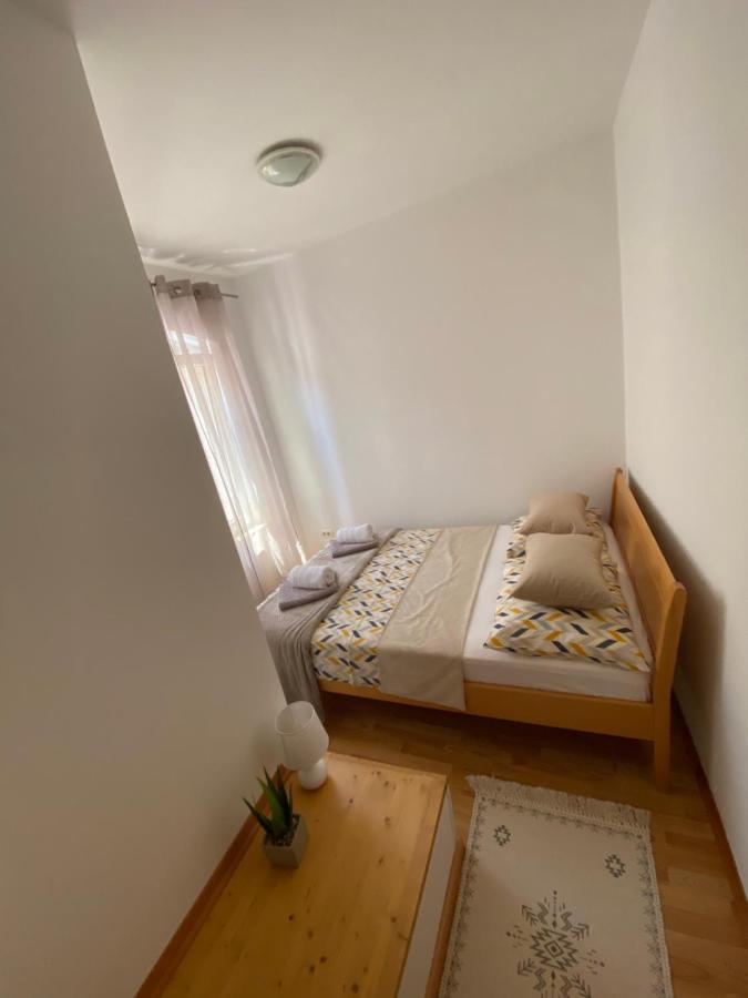 Shadi Apartment Koper Eksteriør billede