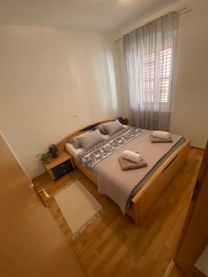 Shadi Apartment Koper Eksteriør billede