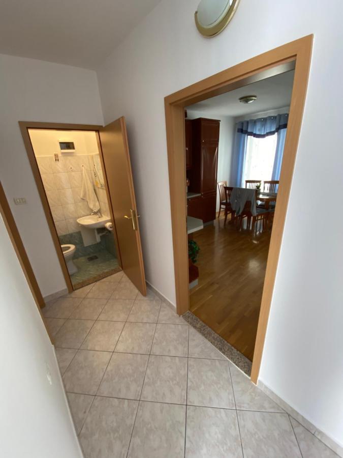 Shadi Apartment Koper Eksteriør billede